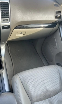 Toyota Land Cruiser cena 62000 przebieg: 275700, rok produkcji 2007 z Wałbrzych małe 781